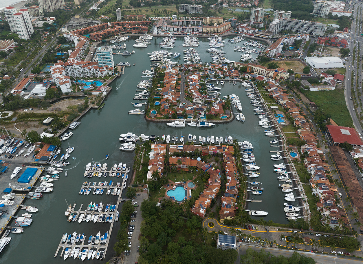 MARINA PUERTO VALLARTA