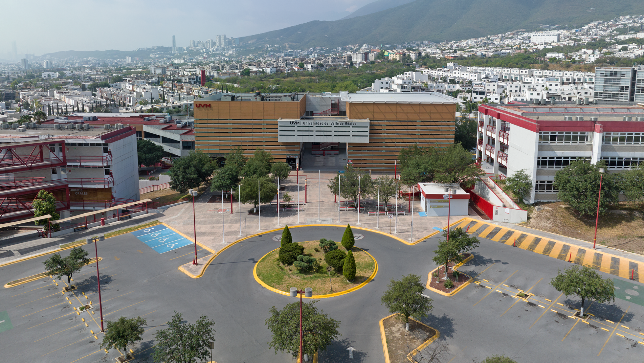 UVM, diseñado por GVA Arquitectos.